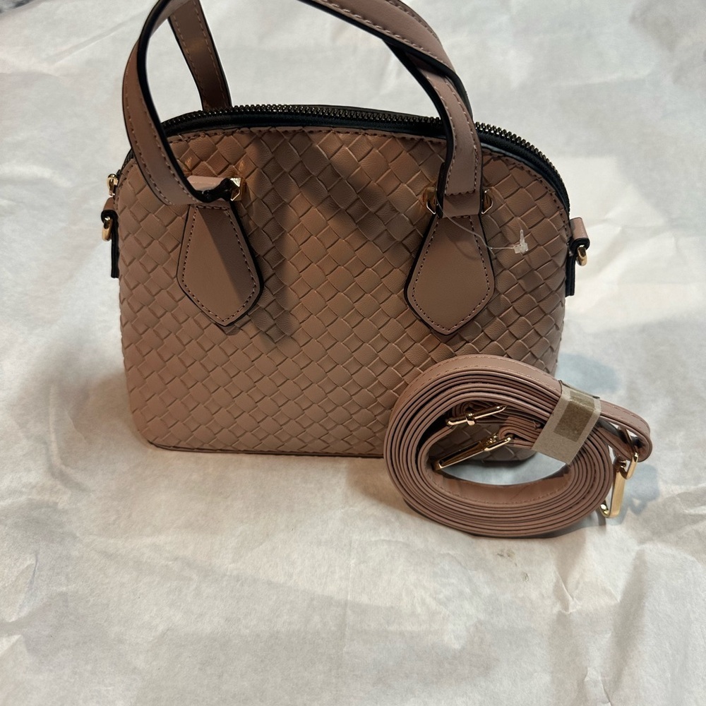Elegant Woven Tan Handbag